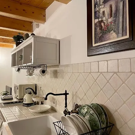 A Casa Di Dora