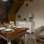 아파트 A Casa Di Dora